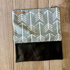 Salato Designs Wet-Dry Bag Arrows Pattern Black All Seasons